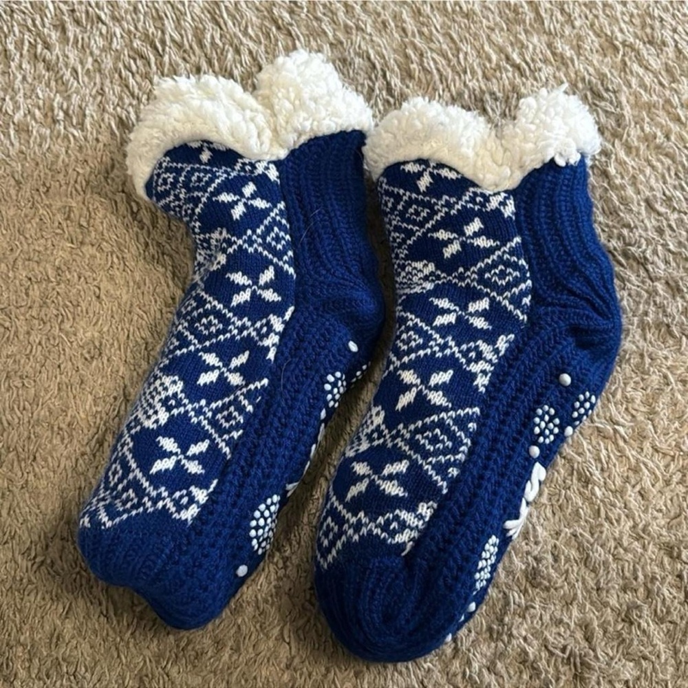 Cozy Blue and White Knit Slipper Socks